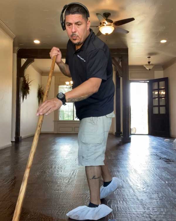 floor-cleaning